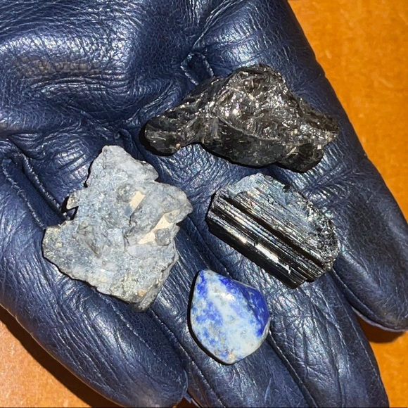 Mini Mineral Lot - Picture 3 of 12